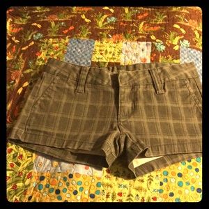 Hurley short-short, low rise